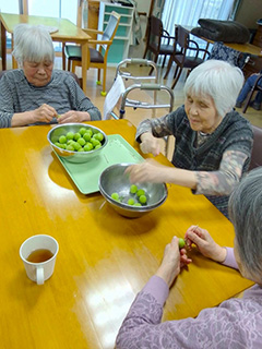 外仕事は気持ちいいね！ 6