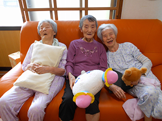 とある日の、それぞれの、午後の過ごし方… 4