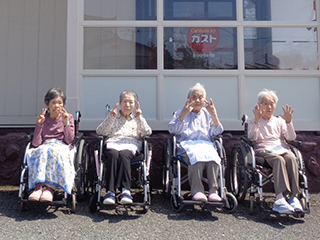 お出かけカフェタイム ～笑顔あふれる特別な女子会～ 1