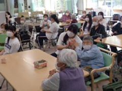 地元の高校生が施設見学 4