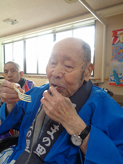 夏祭りを開催しました（あさやけ棟） 3