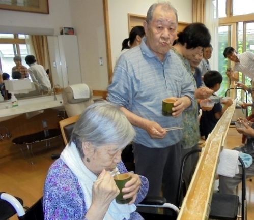 暑さを水に流して楽しむ秘策！