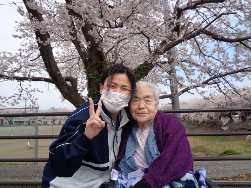 お花見外出(あさやけ棟)